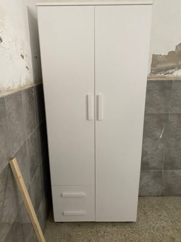 Armoire deux portes _ 20d livraison grand Tunis