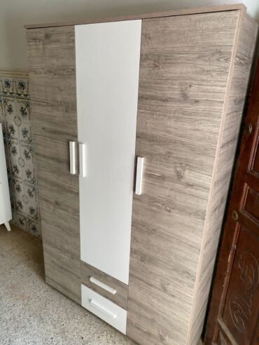 Armoire 3 portes _ 20d livraison grand Tunis
