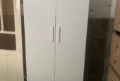 Armoire deux portes _ 20d livraison grand Tunis