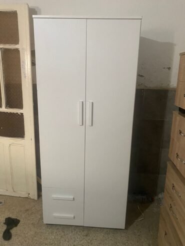 Armoire deux portes _ 20d livraison grand Tunis