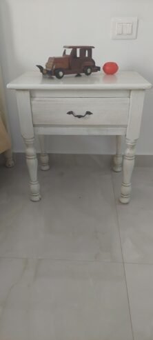 Chambre enfant 1 lit avec bureau chaise table de nuit et armoire