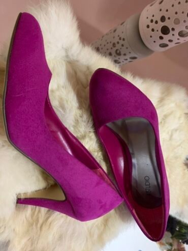 Escarpin demi talon Pointure 37