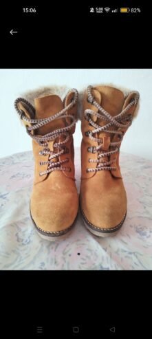 Bottines daim poiture 39