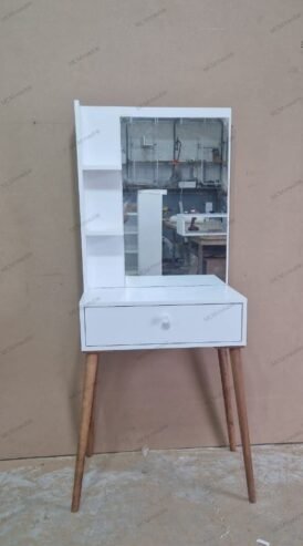 Coiffeuse scandinave