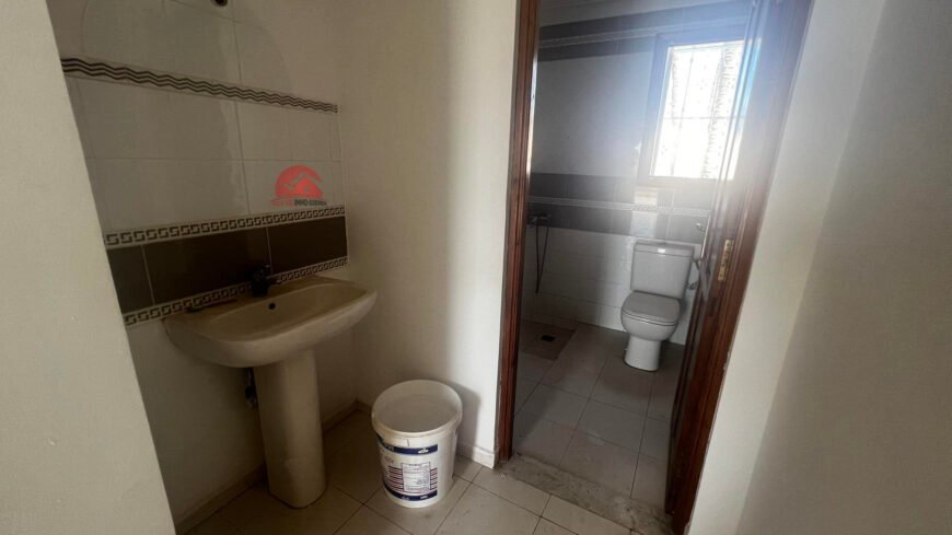 VENTE VILLA AVEC GRAND TERRAIN PROCHE ZONE TOURISTIQUE MIDOUN – RÉF V659