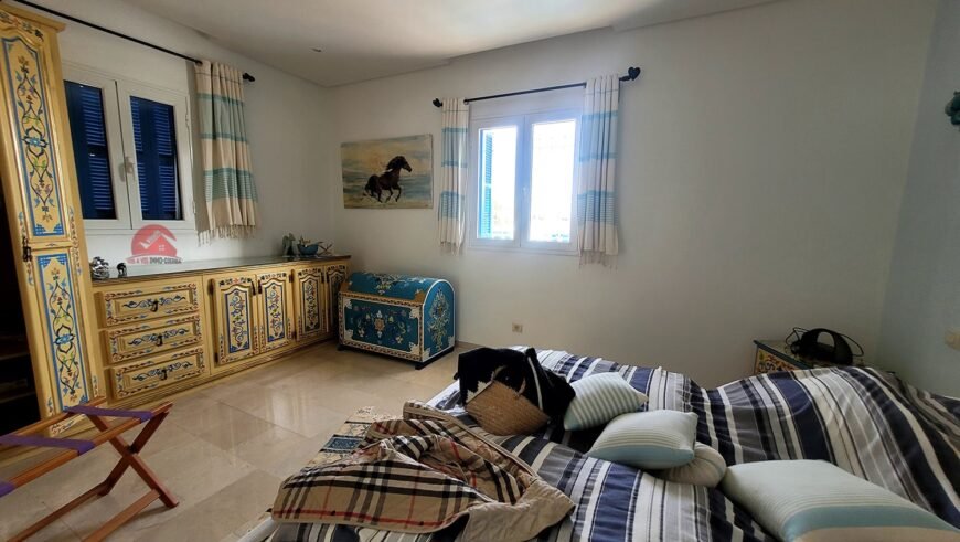 A VENDRE EN ZONE TOURISTIQUE BELLE VILLA AVEC PISCINE PRIVÉE – RÉF V623