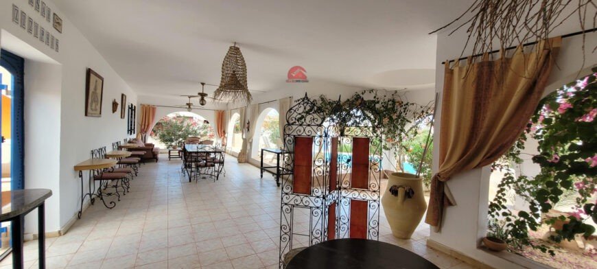 GRANDE PROPRIÉTÉ À VENDRE À DJERBA ARKOU – RÉF V668