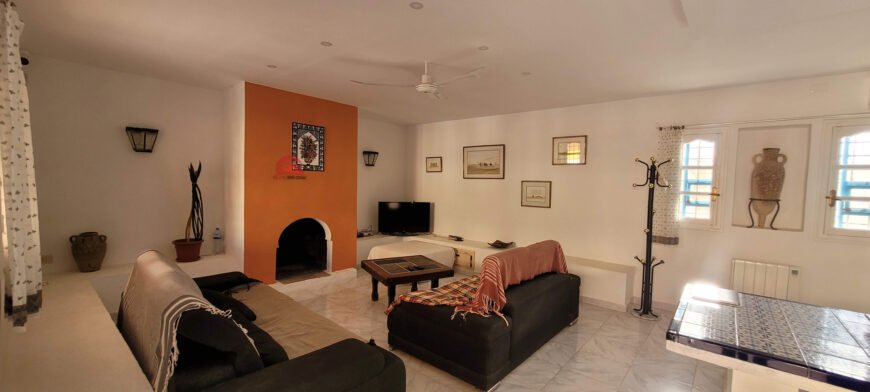 GRANDE PROPRIÉTÉ À VENDRE À DJERBA ARKOU – RÉF V668