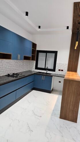A vendre appart et villa à mahdia baghdedi
