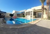 GRANDE MAISON EN ZONE TOURISTIQUE DJERBA – RÉF V590