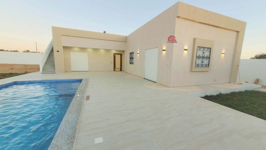VILLA AVEC PISCINE À SIDI JMOUR DJERBA – RÉF V682