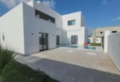 VILLA AVEC PISCINE À MEZRAYA DJERBA – RÉF V620