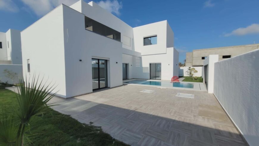 VILLA AVEC PISCINE À MEZRAYA DJERBA – RÉF V620