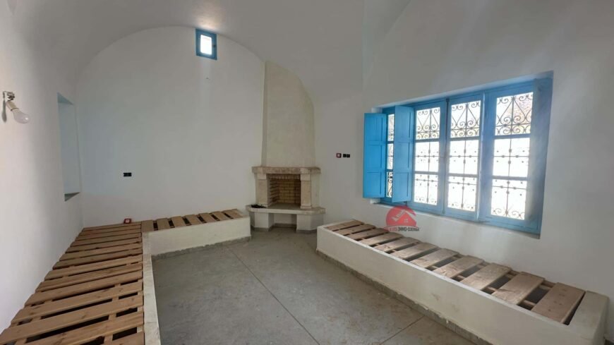 HOUCH TYPIQUE DJERBIEN À HOUMT SOUK – RÉF H698