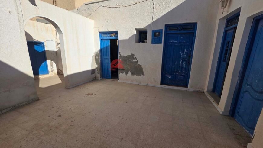 HOUCH À RÉNOVER -DJERBA HOUMT SOUK ZU – RÉF H715