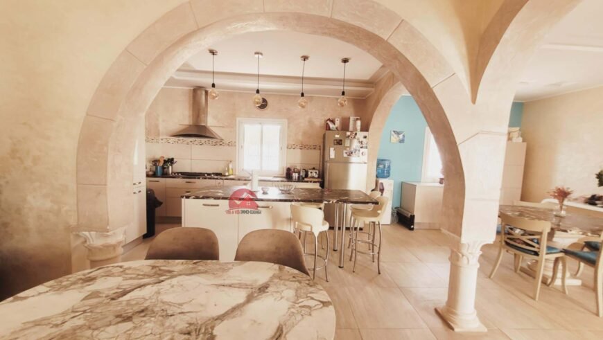 VILLA AVEC PISCINE À DJERBA AGHIR ZU – RÉF V681