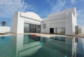 A VENDRE À DJERBA MIDOUN – VILLA AVEC PISCINE ZU – RÉF V683