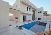 VILLA HAUT DE GAMME A MEZRAYA DJERBA ZA – RÉF V621