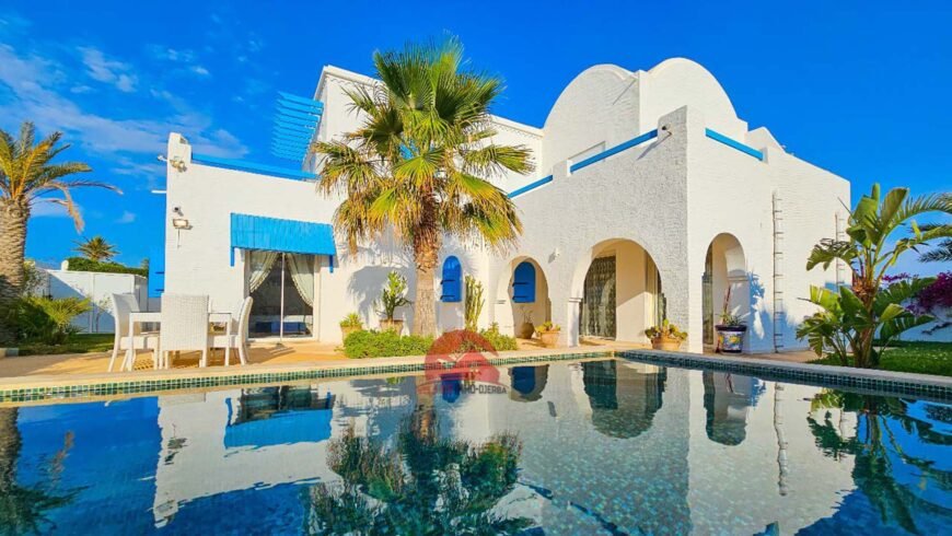 VILLA AVEC PISCINE À HOUMT SOUK DJERBA – RÉF L768