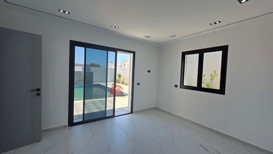 Villa neuve avec titre bleu à Tezdaine Djerba ZA – V690