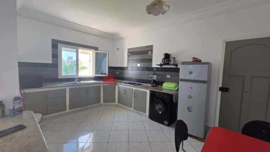 Villa S 2 avec piscine à vendre à Tezdaine Djerba ZA
